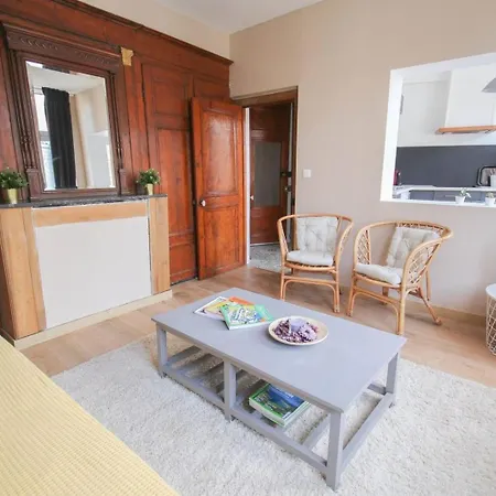 Apartment Charming Old In Old